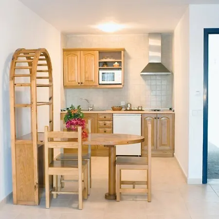 شقة فندقية أبارتهوتل كوستا مار 3*